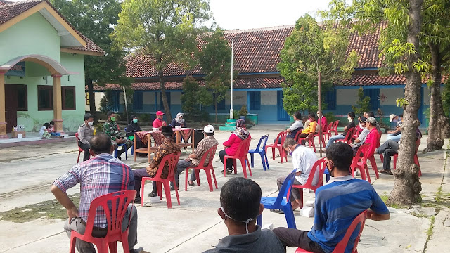 Babinsa Ramil 23/Ceper Menghadiri Rapat Koordinasi Tentang Penanganan Virus Corona Covid 19 Babinsa Ramil 23/Ceper Menghadiri Rapat Koordinasi Tentang Penanganan Virus Corona Covid 19