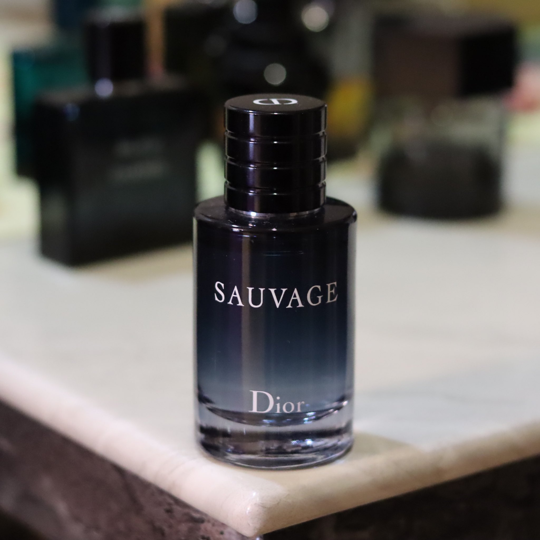 10 Perfume Lelaki Yang Popular Patut Anda Cuba Untuk Tahun 2021