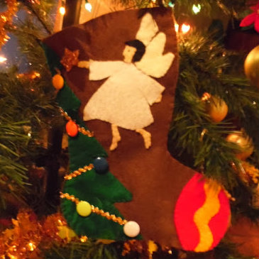 bota navideña para mujer