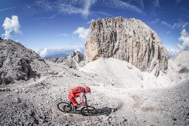 MTB - Pas de Antermoia 2770 m.ü.A Mountainbike Tour Vigo di Fassa