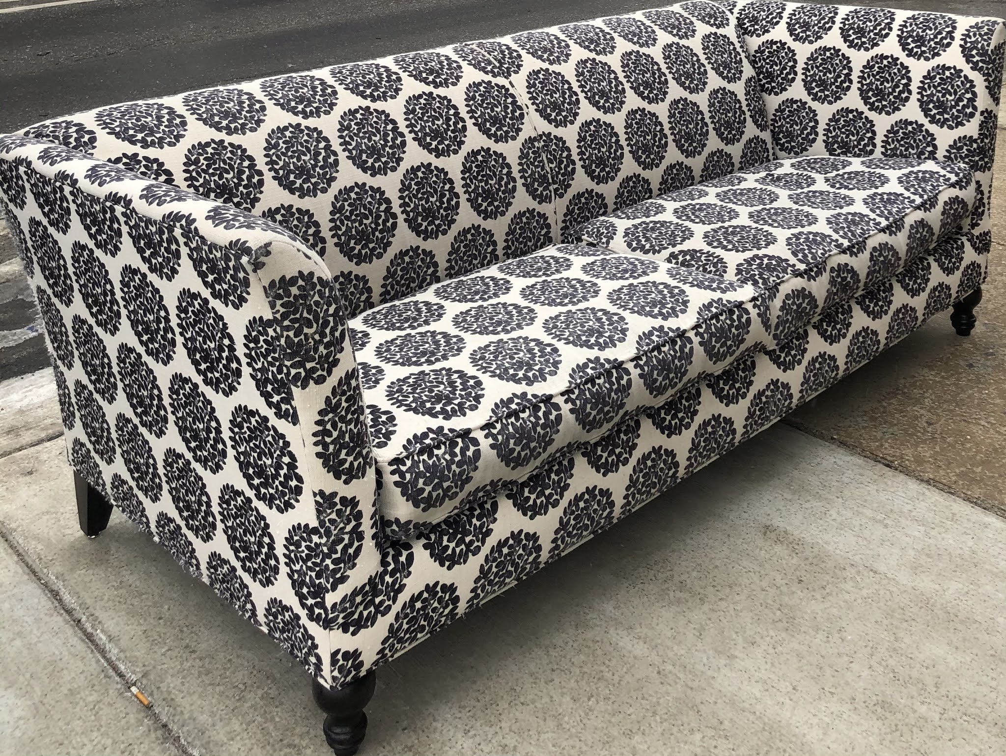 Uhuru Furniture & Collectibles REDUCED Now 25 off 481314 Black