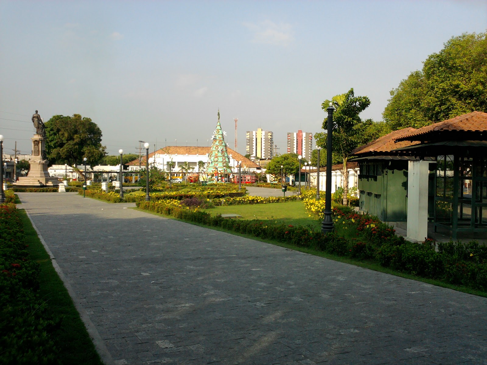 ARQUITETURA NA SÍNTESE Praça 05 de Setembro ou da SaudadeManausAm ARQUITETURA NA SÍNTESE Praça 05 de Setembro ou da SaudadeManausAm