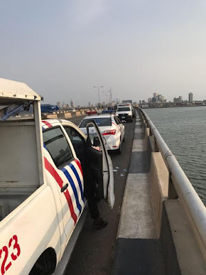 5 Video/Photos: Medical doctor returning from church jumps into the lagoon from 3rd Mainland bridge