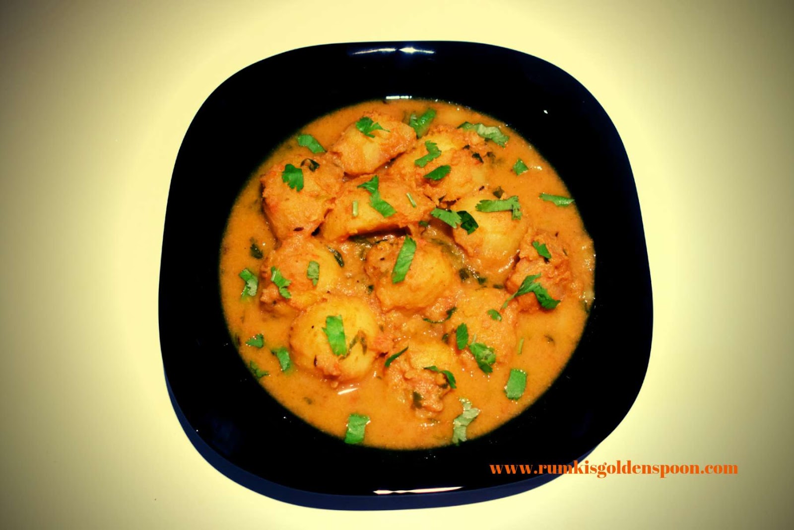 Indian recipe, Vegetarian, Vegan, Quick and Easy, No Onion-No Garlic Vegan Dum Aloo (Potatoes in Tomato-Peanut Sauce), Rumki's Golden Spoon, Dum aloo recipe without onion-garlic, niramish aloor dom, Indian curry recipes with potatoes, no onion-no garlic curry recipe, Jain style dum aloo, recipe with batata 
