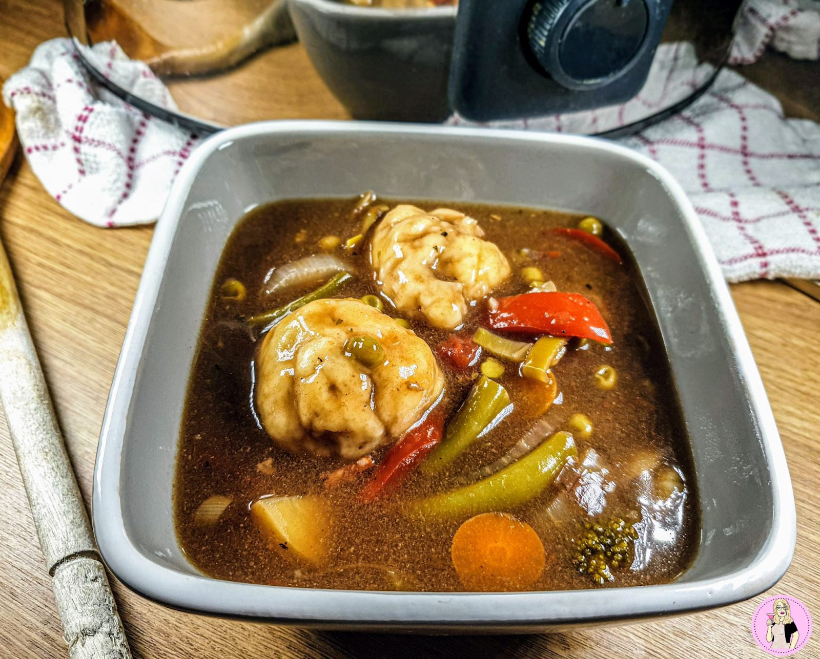 Slow Cooker Beef Casserole & Dumplings Recipe Slimming Recipe Sugar