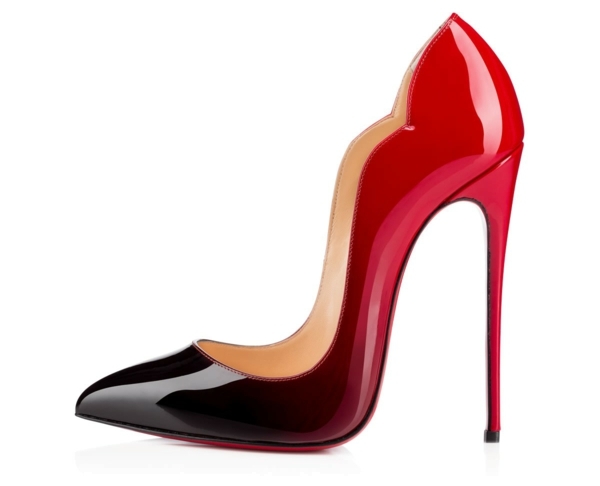 На лабутенах и в очень трендовых штанах: коллекция Christian Louboutin 2016