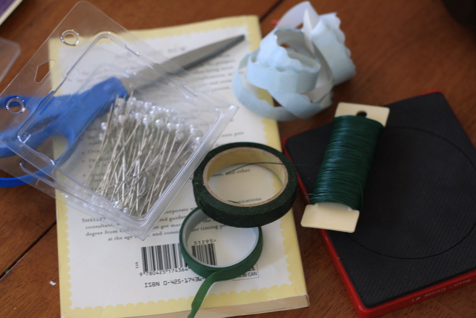 Notes from the Plumb Tree: Book Page Paper Flower Roses/Gardenias: Day 2