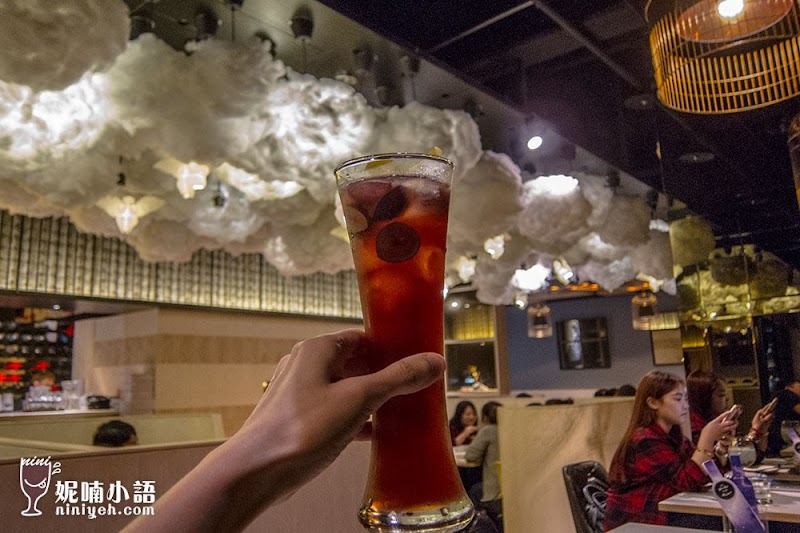【台北中山區】家傢酒餐酒館。置身浪漫雲朵噱頭十足 【台北中山區】家傢酒餐酒館。置身浪漫雲朵噱頭十足