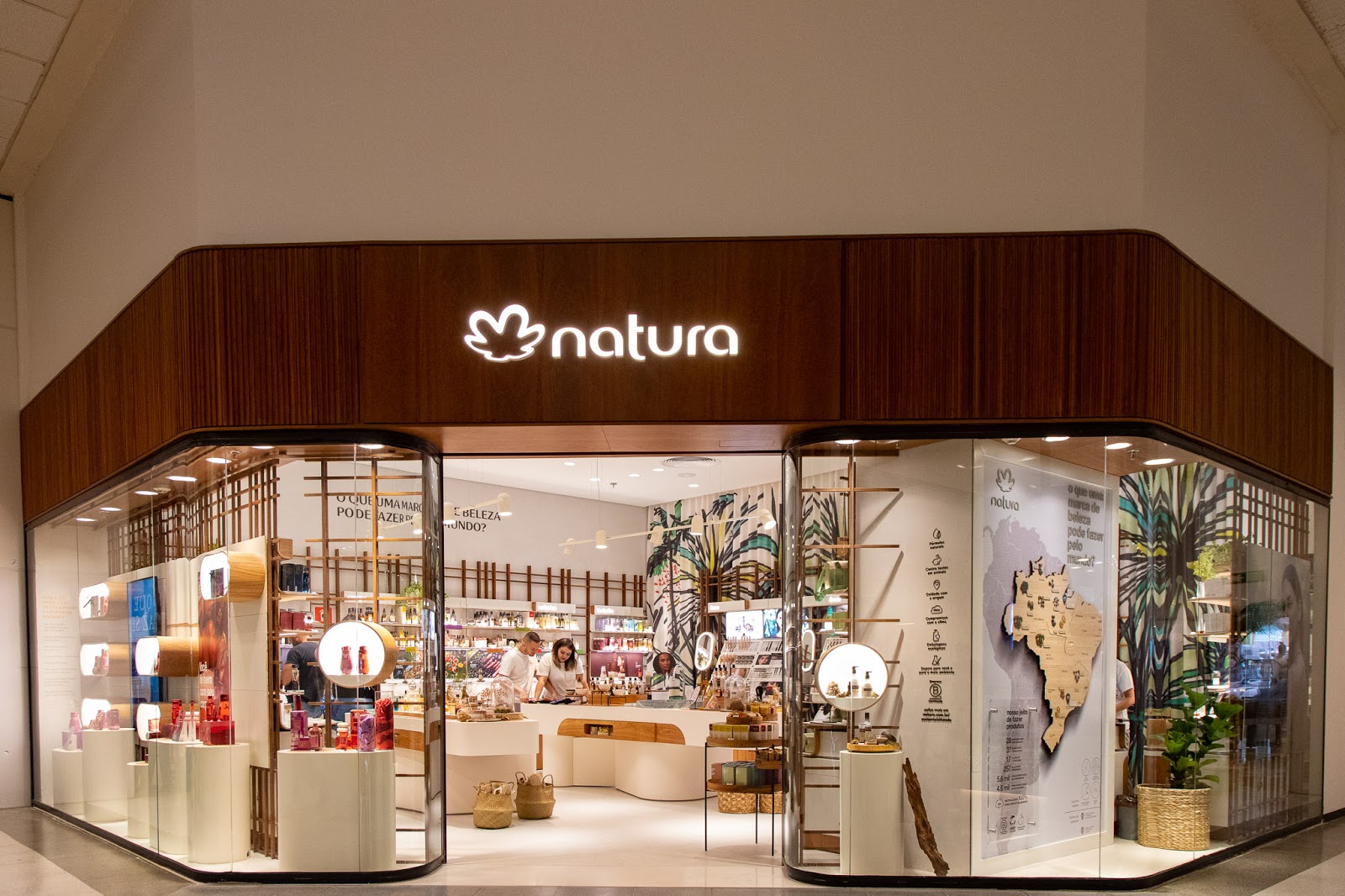 Moda e Gestão - Imagem Pessoal e Negócios: Natura inaugura seu novo