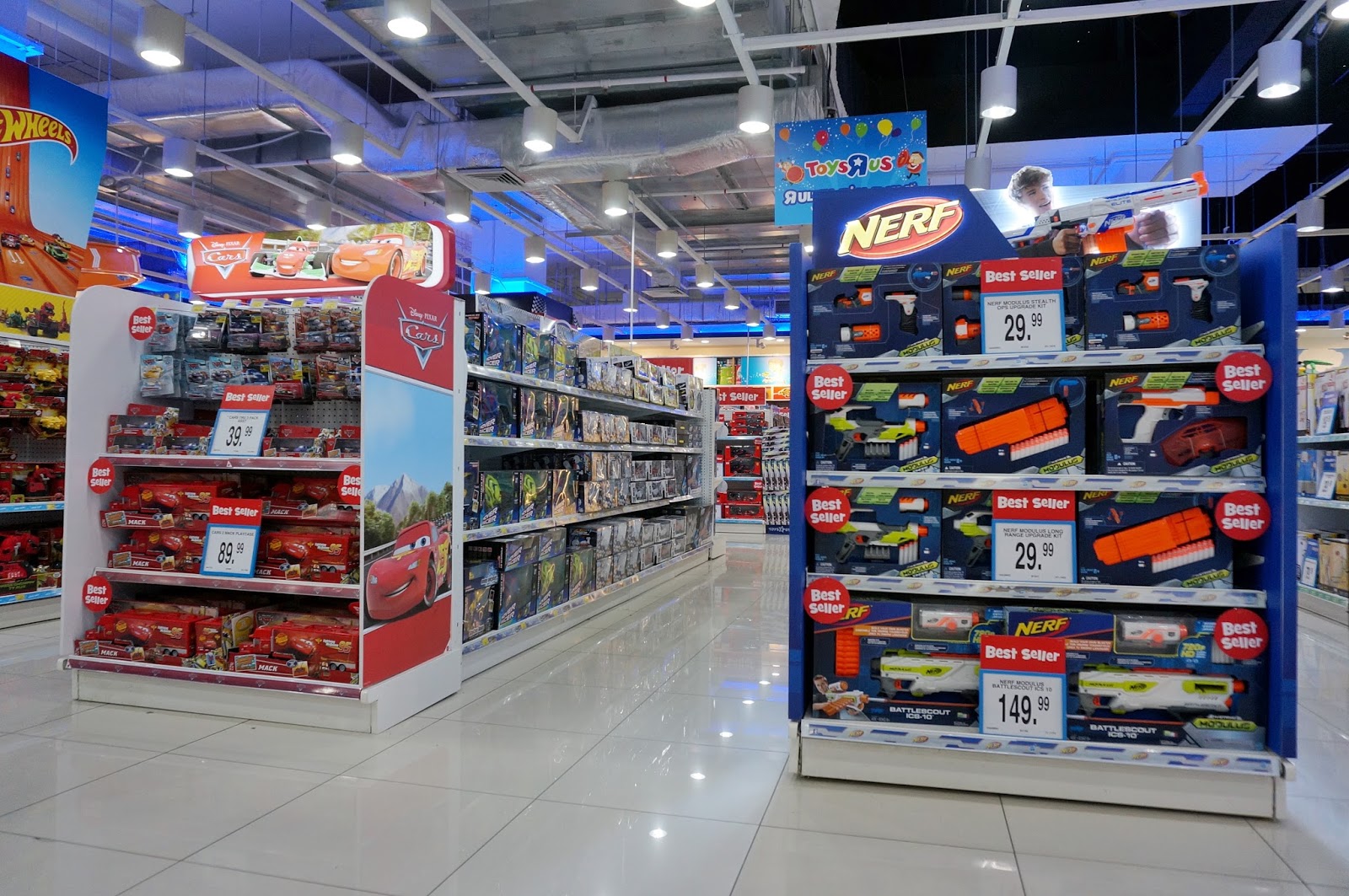 Toys"R"Us Vivocity Flagship Store Revamp!