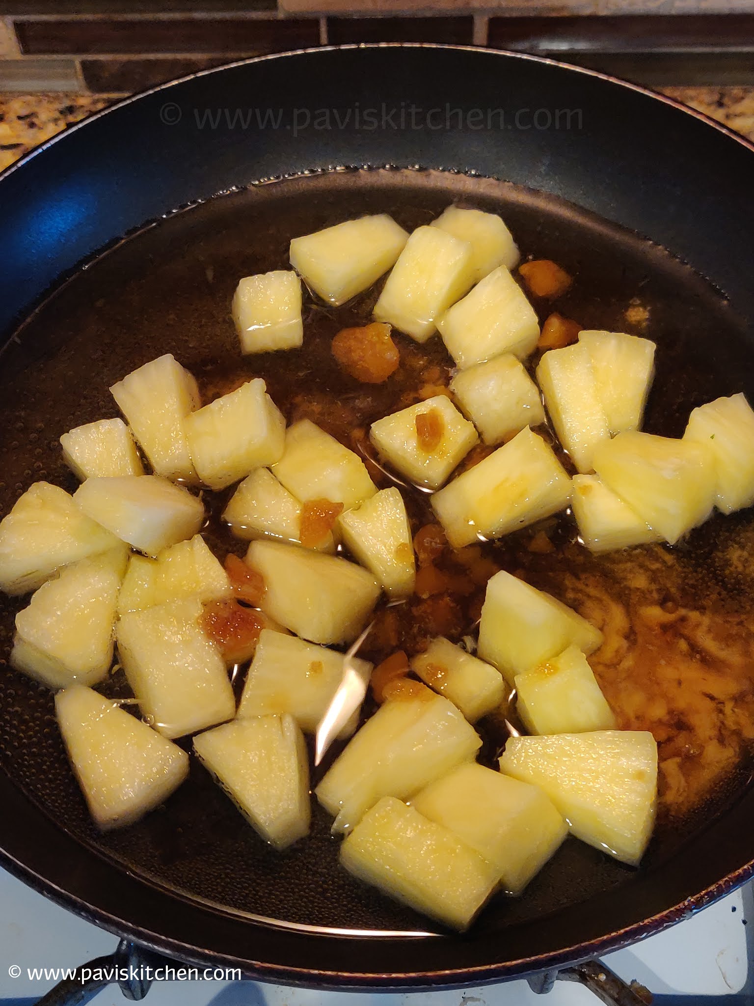 Pineapple gojju recipe pineapple sasive Ananas menaskai sasive