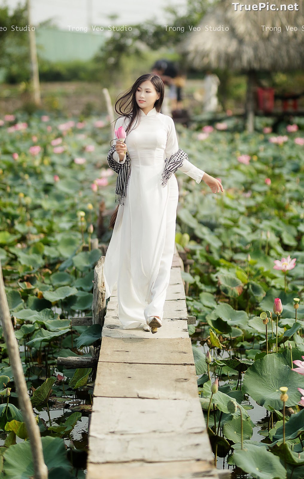 Image The Beauty of Vietnamese Girls with Traditional Dress (Ao Dai) #3 - TruePic.net - Picture-62