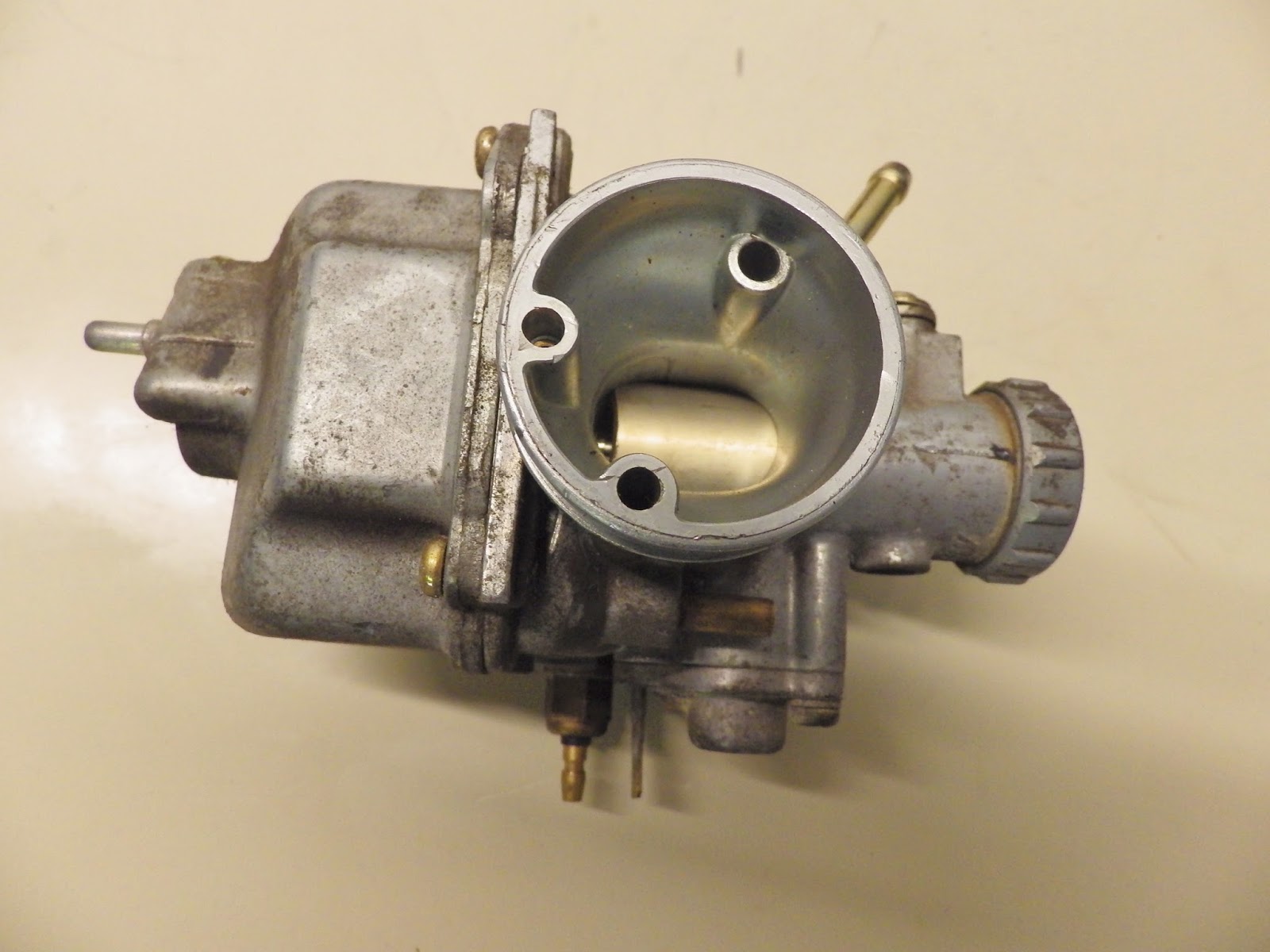 Yamaha YBR 125 Owner Blog Yamaha YBR 125 Carb strip down , jet