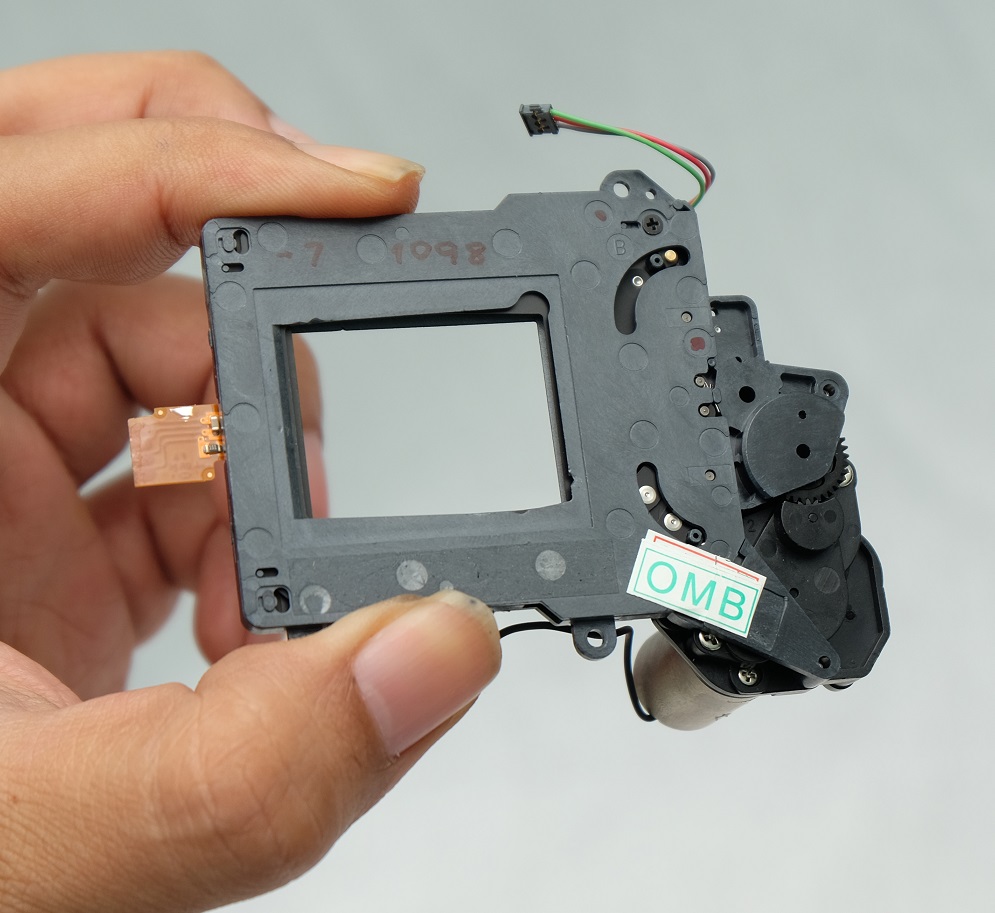 Shutter Unit with Blade Nikon D7000 Jual Part Laptop dan Sparepart Kamera di Malang