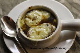 Keep it Beautiful Designs: Wednesday Yummies: French Onion Soup!