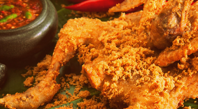 10 Kuliner Makanan Khas Sleman, Yogyakarta Yang Wajib Anda Nikmati - Ayam Goreng Kremes Kalasan 10 Kuliner Makanan Khas Sleman, Yogyakarta Yang Wajib Anda Nikmati - Ayam Goreng Kremes Kalasan