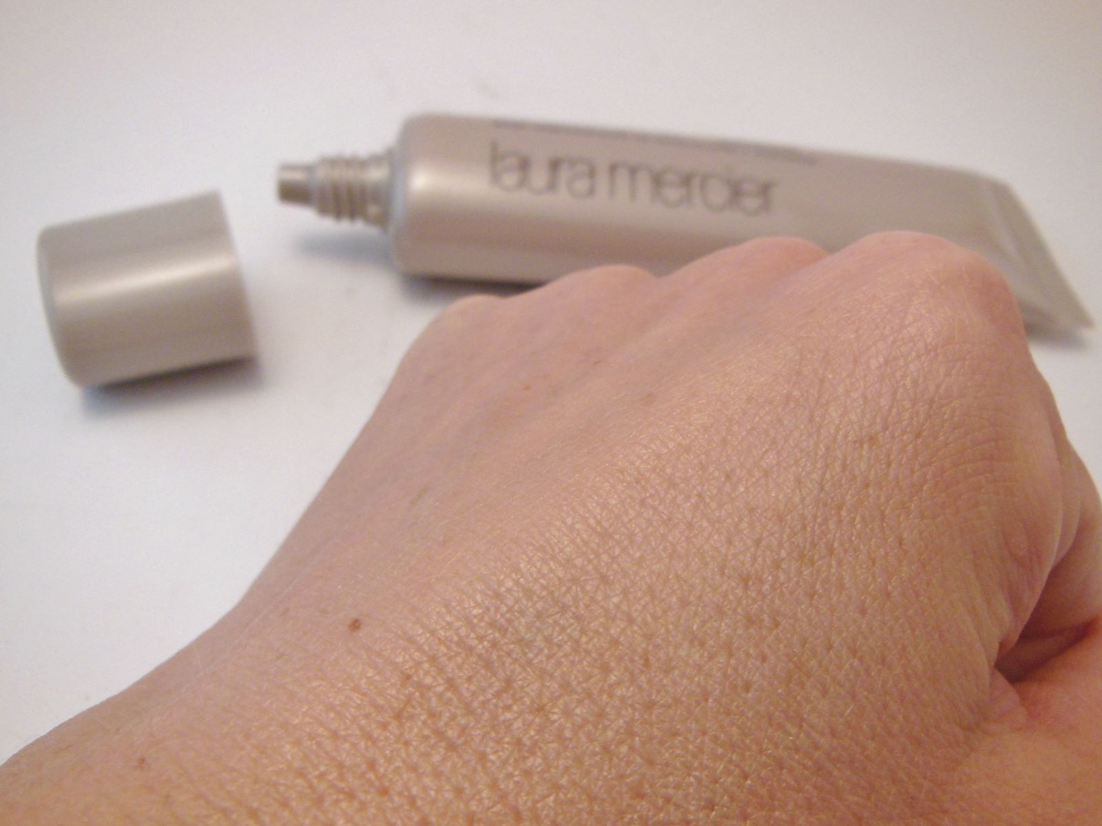 Product Review Laura Mercier Radiance Foundation Primer The Beauty