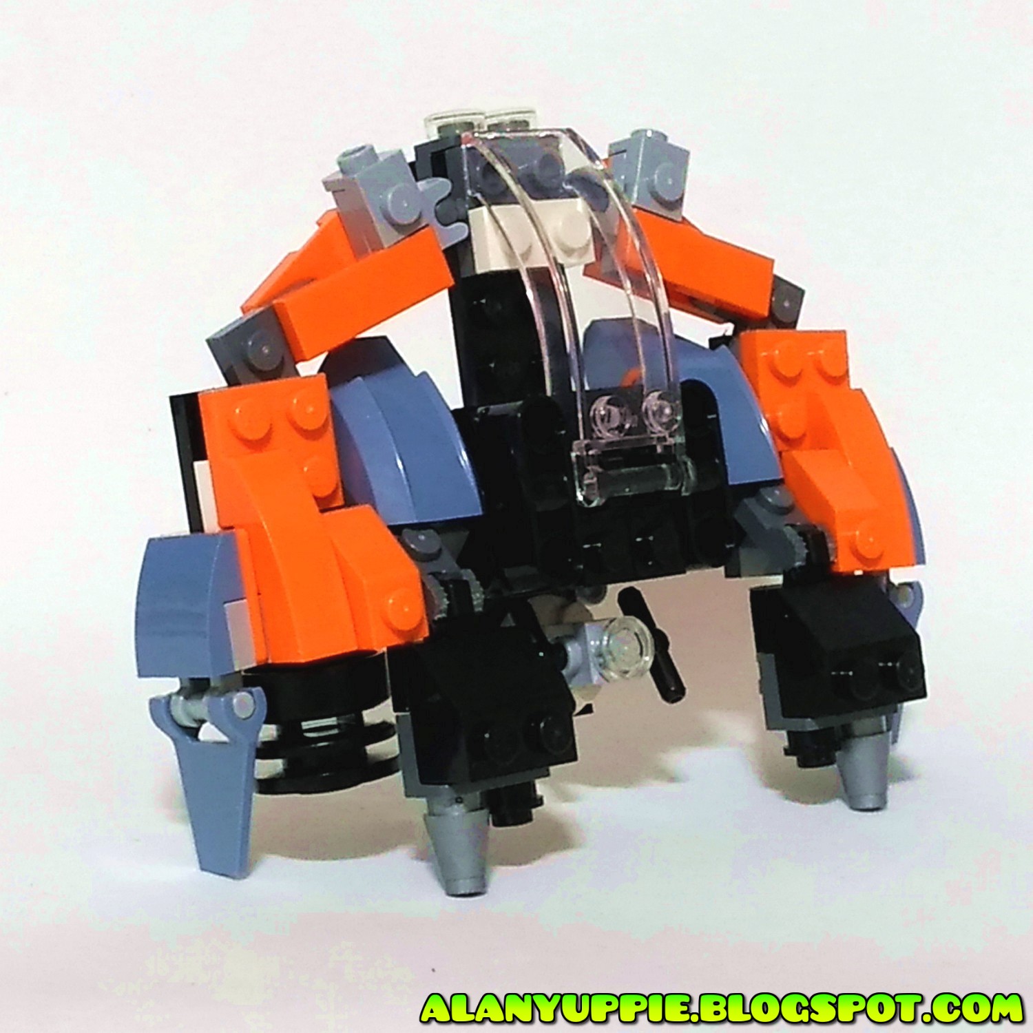 Alanyuppie's LEGO Transformers: Video Tutorial: Transformer Dronebot from LEGO Creator set 31111