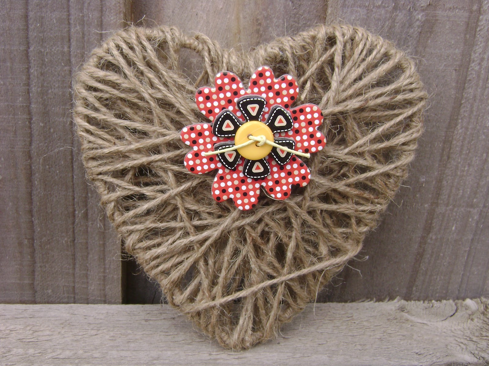 DK's Craft Café: Valentine's Crafts 2 - Easy Made Hearts