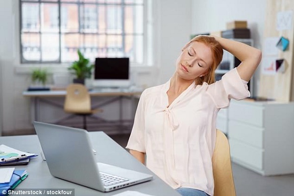 Không nên ngồi lâu nếu không muốn bị teo não Không nên ngồi lâu nếu không muốn bị teo não