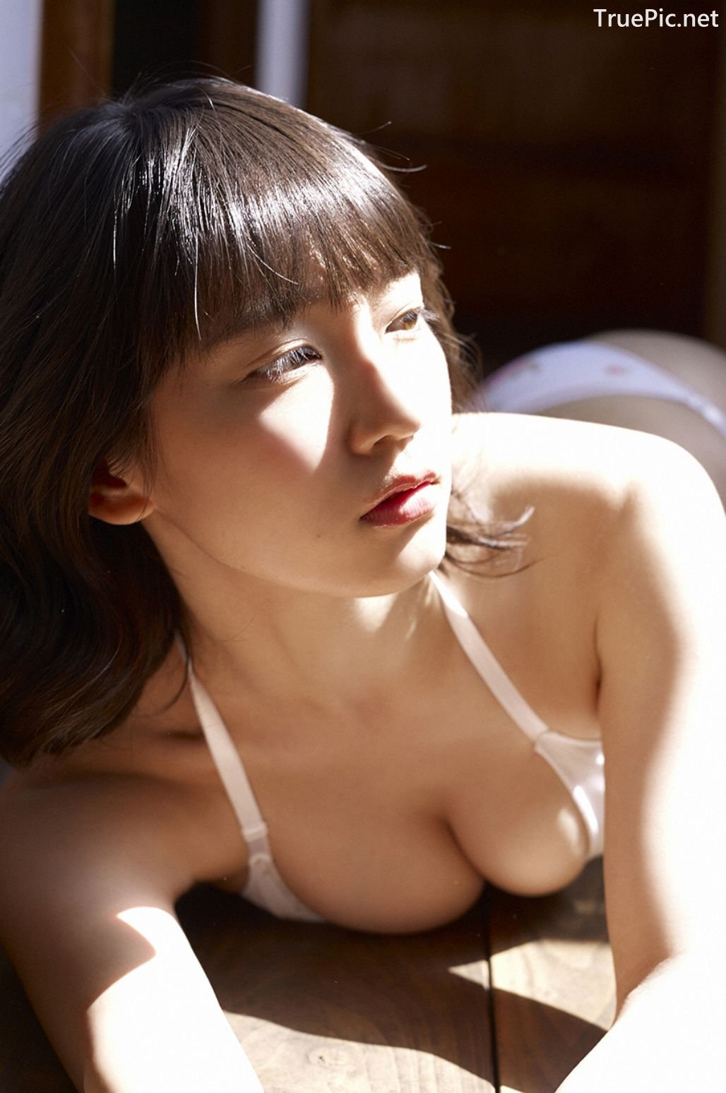 Image-Japanese-Actress-And-Model-Riho-Yoshioka-Pure-Beauty-Of-Sea-Goddess-TruePic.net- Picture-115