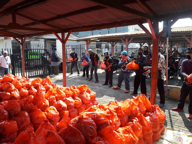 Bantuan Ribuan Paket Sembako Diterima Paguyuban Jawa Tengah