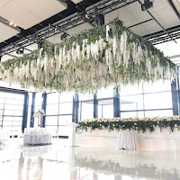 Realistic And Beautiful Artificial Silk Hanging Flowers Realistic And Beautiful Artificial Silk Hanging Flowers