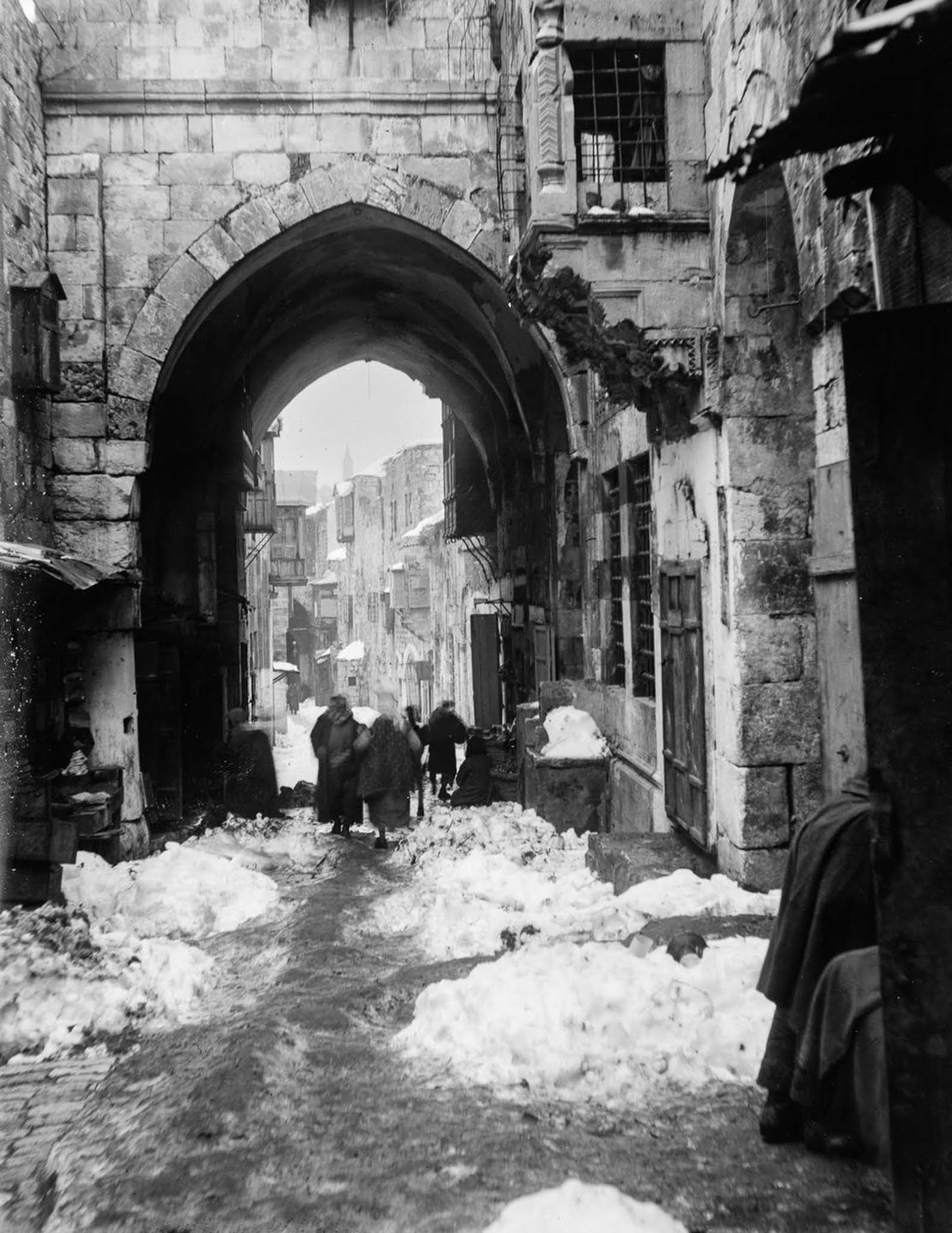 Old photographs of Jerusalem in a rare heavy snow, 1921 Rare