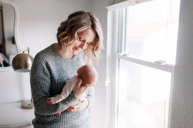 Working Mom, Mommy Shamed for Working, Stay at home Mom vs Working Mom, Mom Guilt, Mommy guilt, working mom guilt, parenting blog, twin blog, career mom