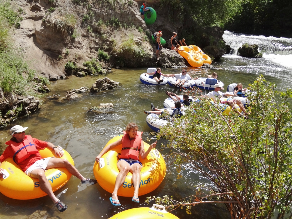 DAYPACK AND THE CROSS TUBING LAVA HOT SPRINGS