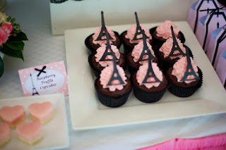 Cupcakes con Torre Eiffel.