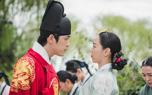 Kim Jung Hyun began to grow in love with Shin Hye Sun in 'Mr. Queen '
