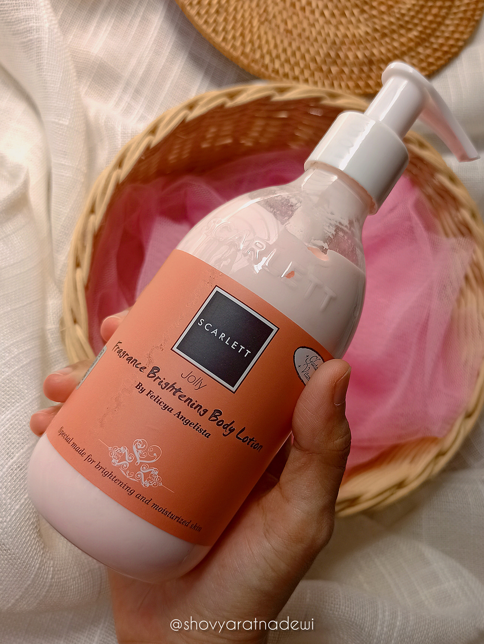 Review Scarlett Fragrance Brightening Body Lotion Varian Jolly (with