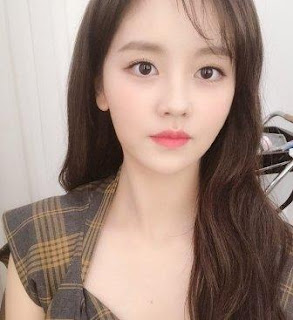 Biodata Kim So hyun Lengkap, Foto, Pacar, Agama dan Fakta menarik