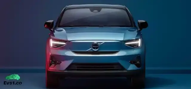 صور سيارة فولفو C40 2022 ريتشارج الكهربائية 2022 Volvo C40 Recharge SUV