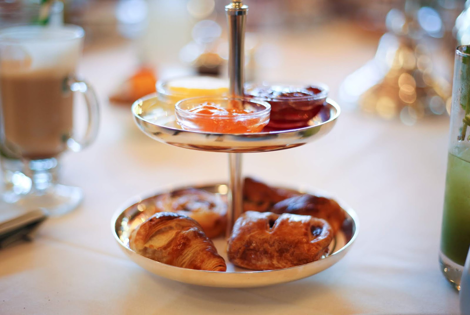 Side Street Style Breakfast at The Ivy, Cardiff