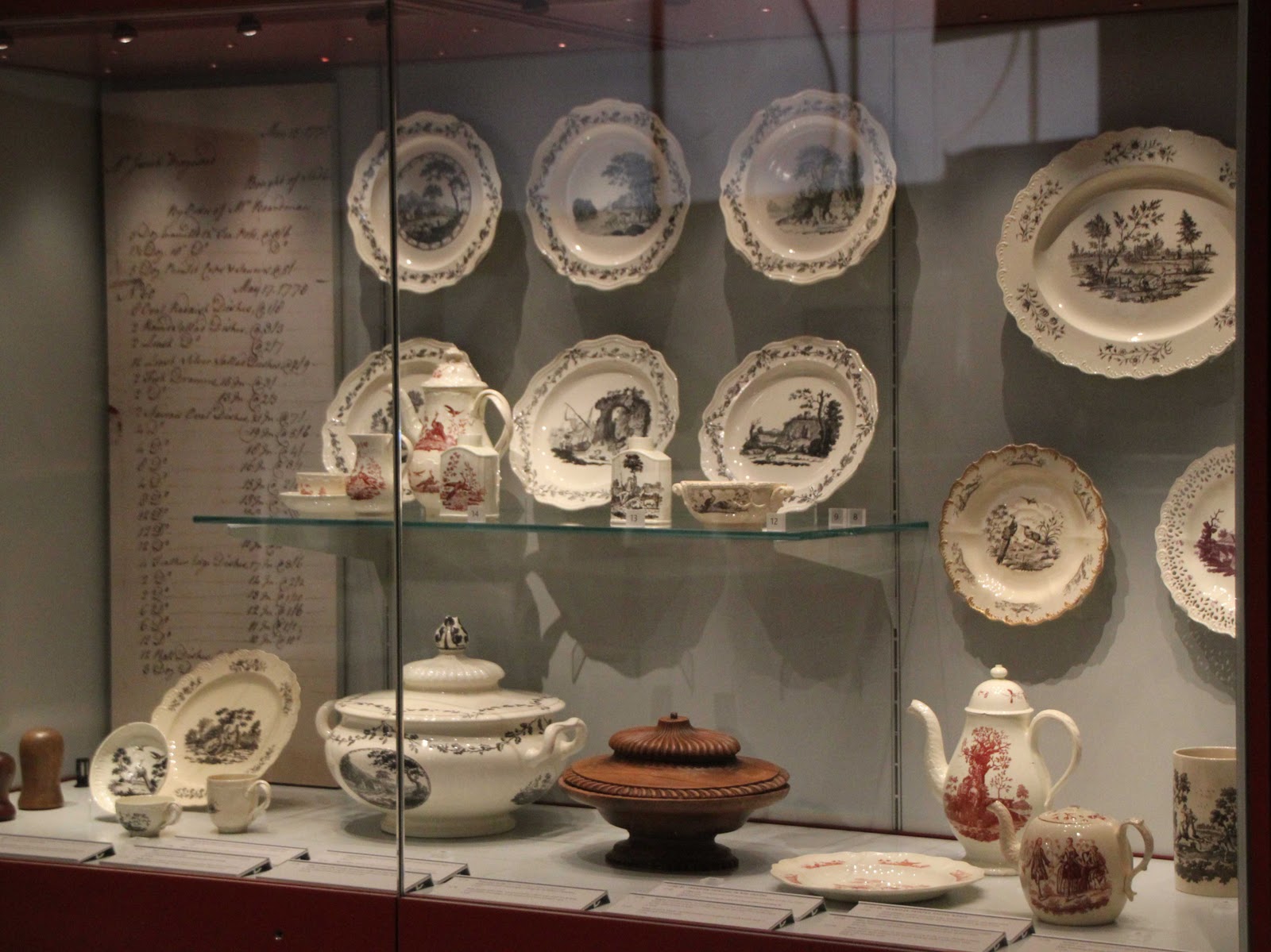 Anna's Ceramics by Anna Ryland: Wedgwood Museum in trouble