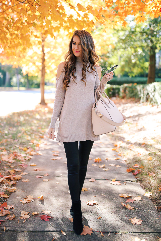 Southern Curls & Pearls: 25 Easy Thanksgiving Outfit Ideas