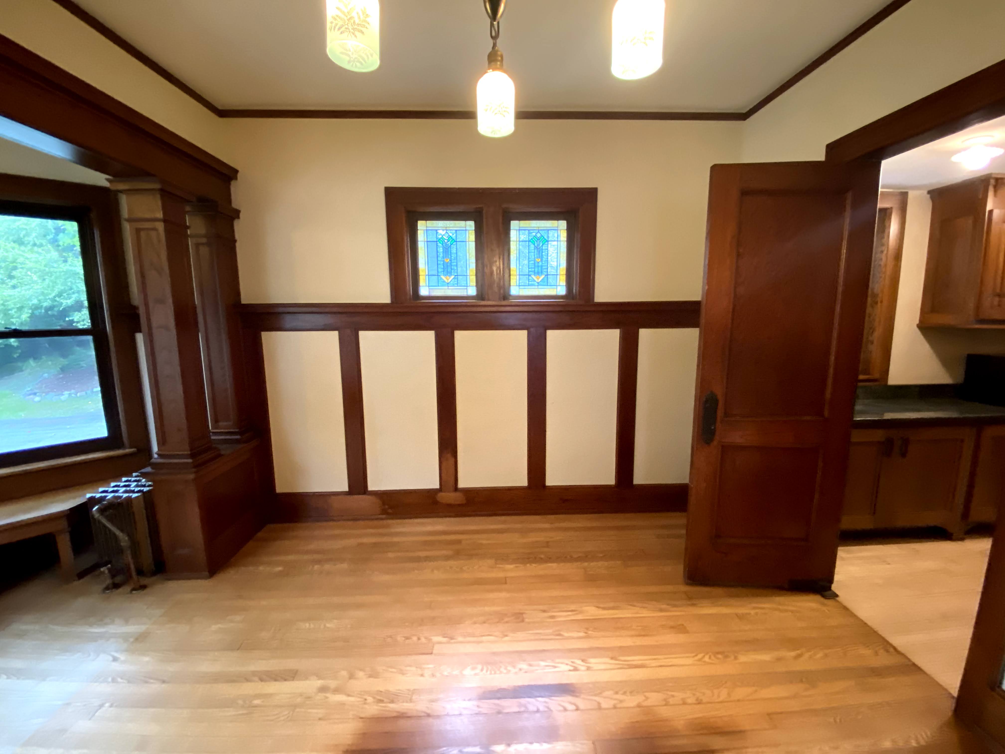 Arts & Crafts Dining Room