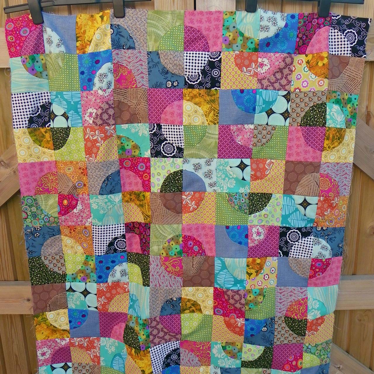 Little Island Quilting Drunkard s Path Quilt Top
