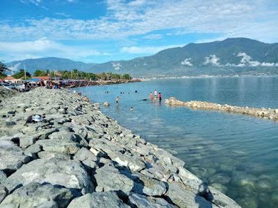 tempat wisata di palu pantai talise palu