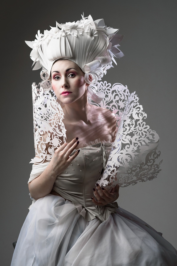 07-Asya-Kozina-Ася Козина-Baroque-Wigs-made-out-of-Hand-Cut-Paper-www-designstack-co