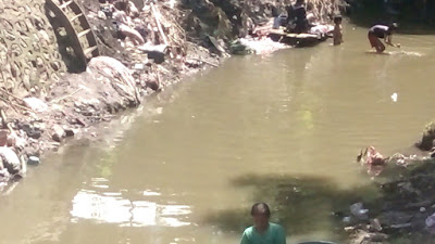 Warga di Bantaran Sungai Na’e Berharap Bantuan Air Bersih