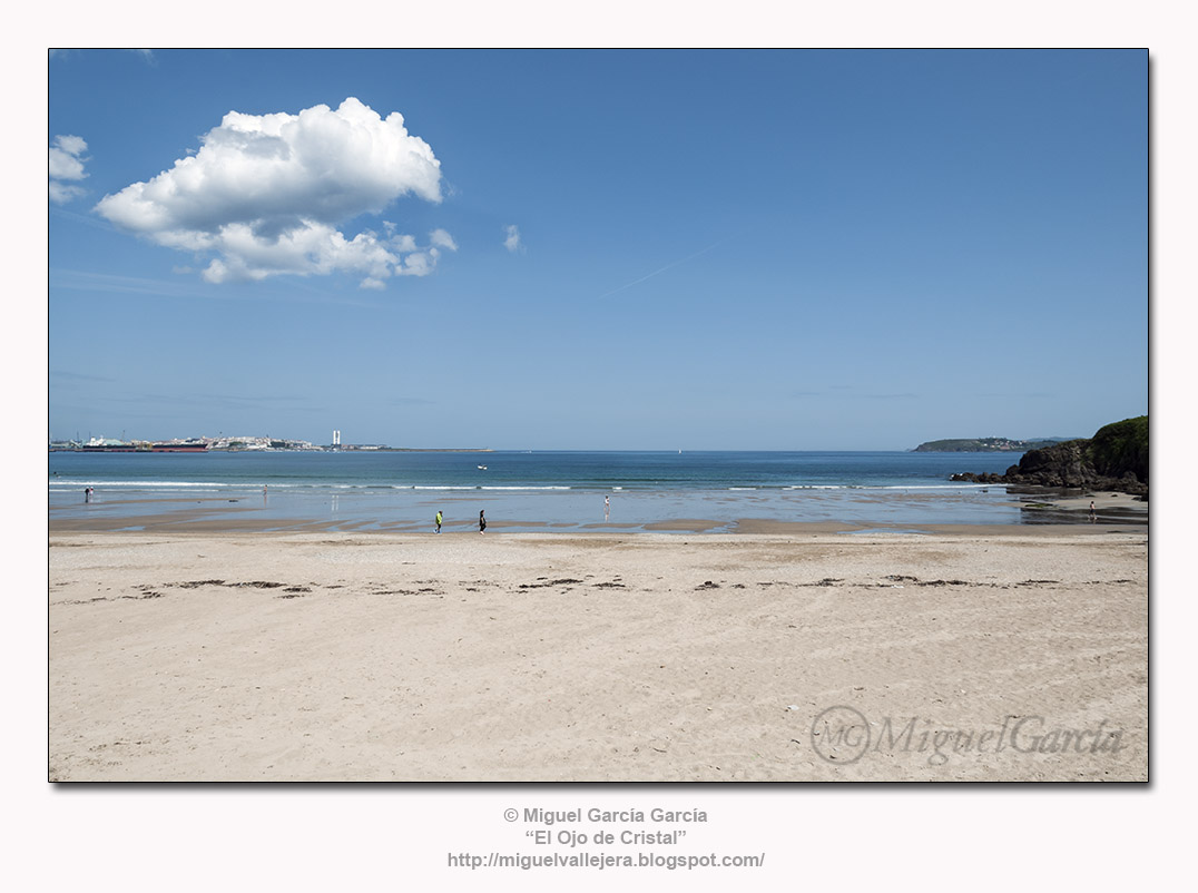 Praia de Bastiagueiro, Liáns - Oleiros (A Coruña).