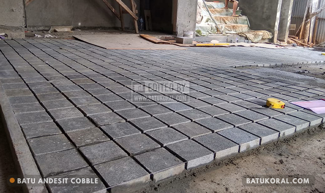 Batu Alam Yang Kokoh Untuk Lantai Garasi ~ JUAL BATU ALAM MURAH