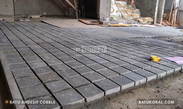 Batu Alam Yang Kokoh Untuk Lantai Garasi ~ JUAL BATU ALAM MURAH