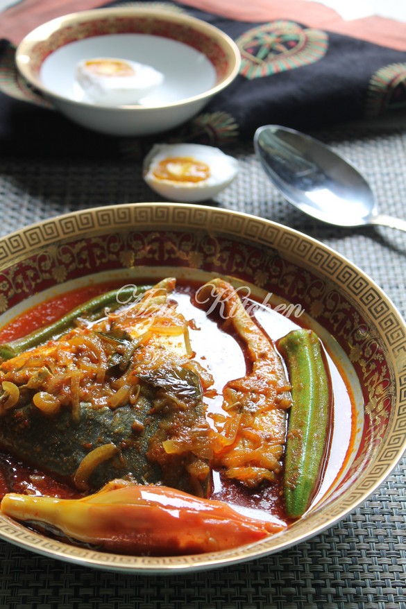 Asam Pedas Ikan Bawal Emas Melaka