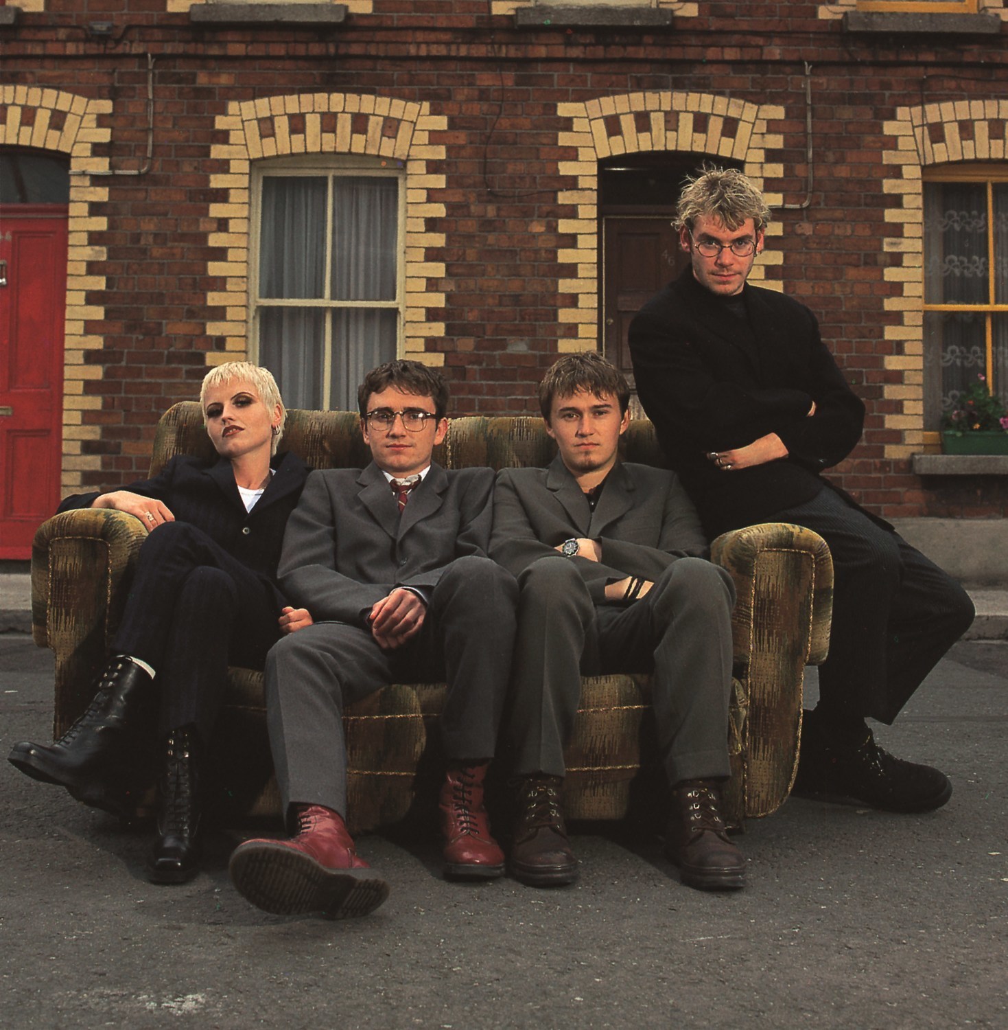 The Cranberries "Zombie" Video Hits 1 Billion YouTube Views Making