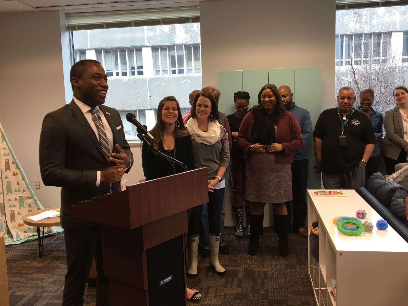Mayor Stoney Opens Renovated Child Protective Services Room At The