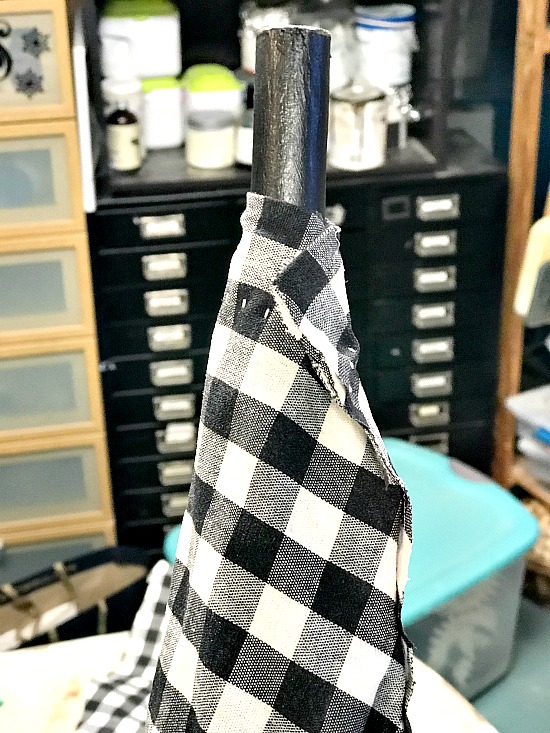 How to Make an Umbrella Wreath for Spring